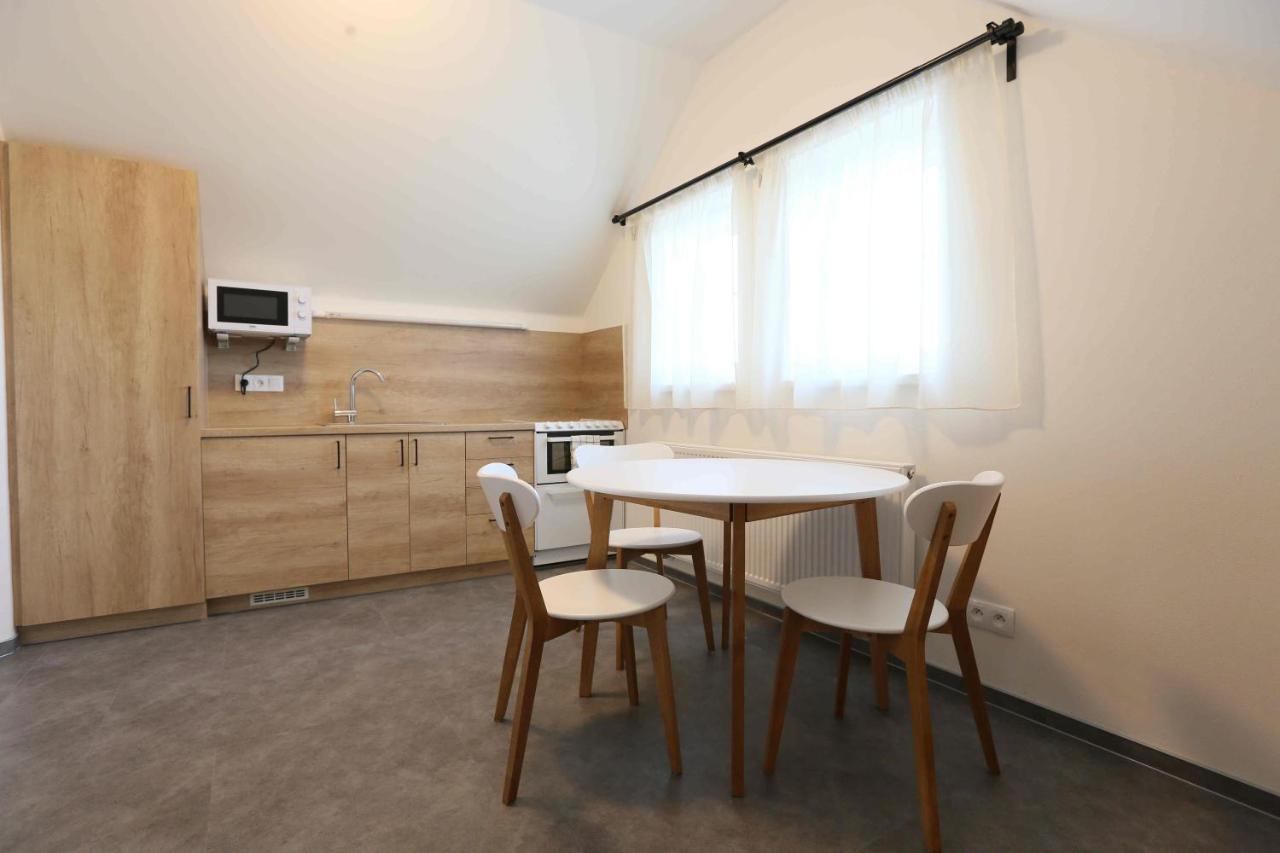Apartmany Aura โบจิดาร์ ภายนอก รูปภาพ