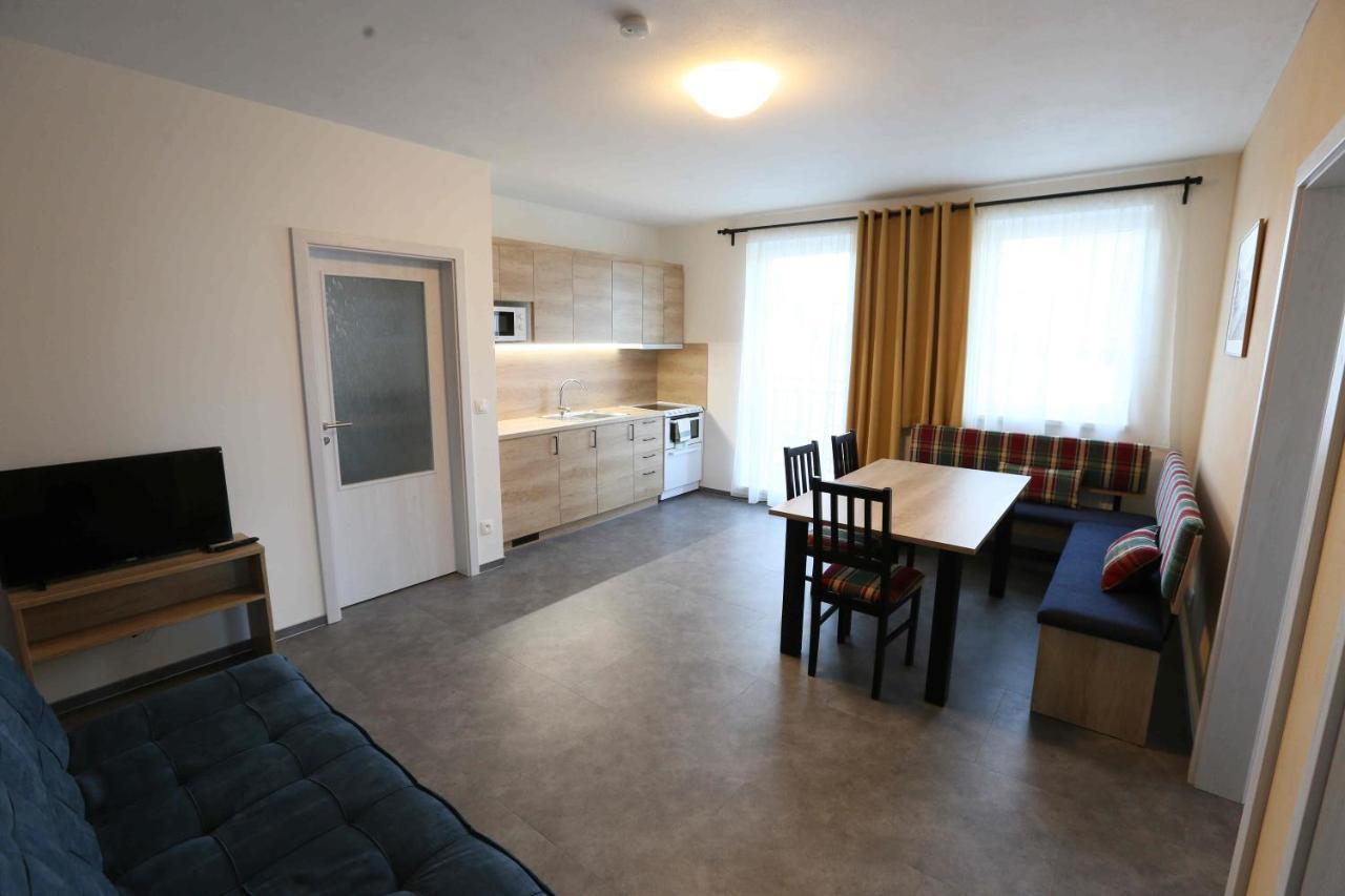 Apartmany Aura โบจิดาร์ ภายนอก รูปภาพ